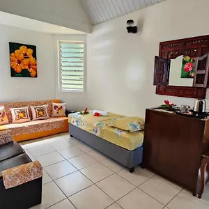 Perl Tahaa Chalet